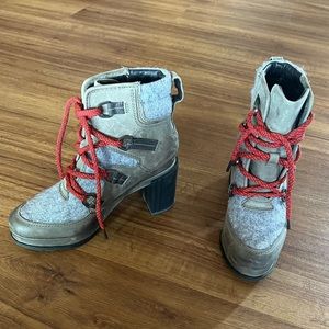 Sorel Women's Blake Leather Lace Boots - Quarry Size 7 38